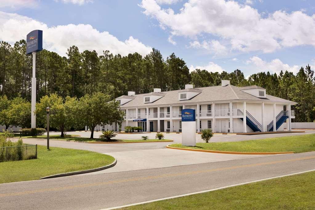 Baymont By Wyndham Kingsland Hotel Exterior photo